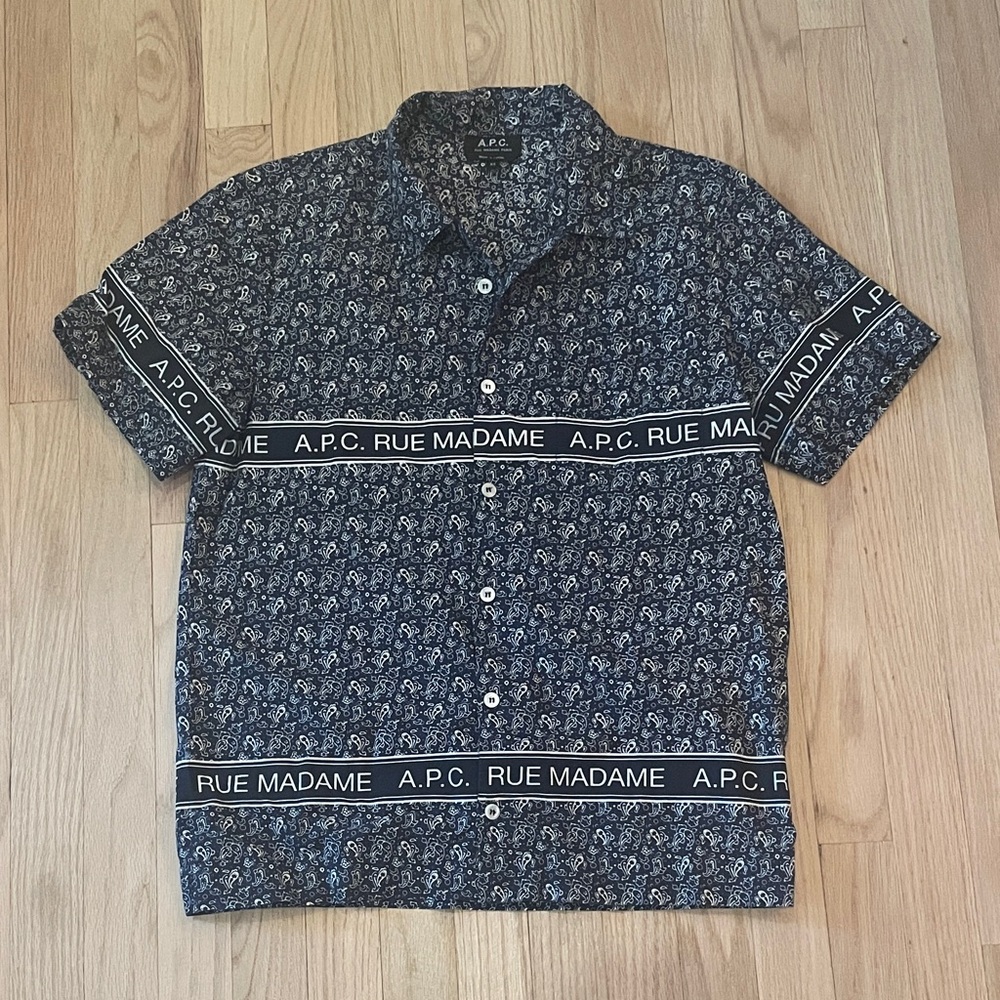 Men’s A.P.C. Short-Sleeve Button-Up Shirt in Navy and White Print - Size XS